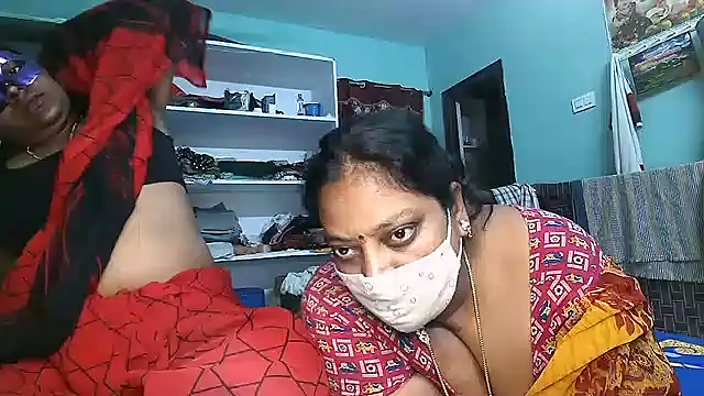 Honey__baby_'s cam snapshot