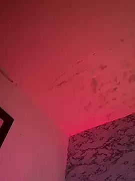 Lili__taylor's cam snapshot