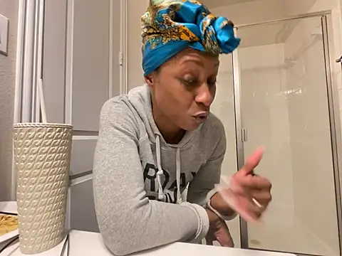 wynterheat live sex cam