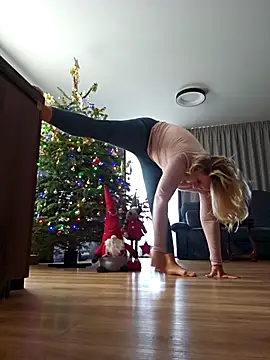 MariaRichi_'s cam snapshot