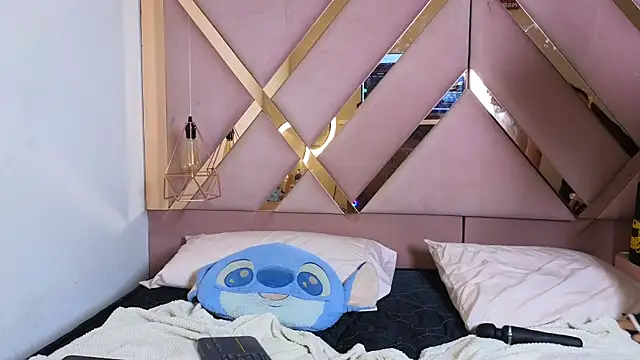 Sophia_moo_'s cam snapshot