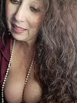 GypsyEsmeralda's cam snapshot