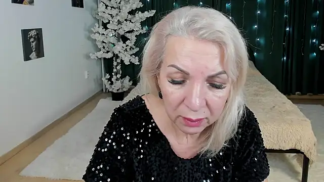 LiliaMoons's cam snapshot