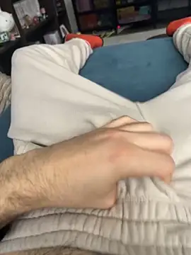 Frankieyyy1 live sex cam