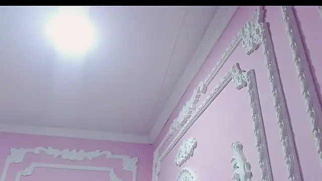 NaomiCotton's cam snapshot