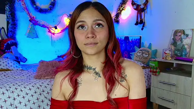 alisson_zafiro_'s cam snapshot