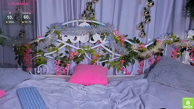 Alice_Smilee's cam snapshot