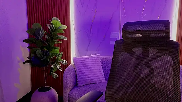 lucyvg's cam snapshot