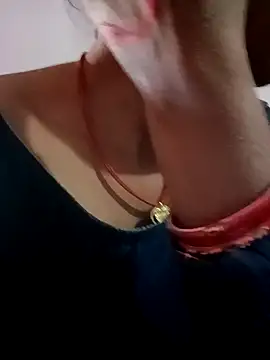 Arti_hot44A's cam snapshot