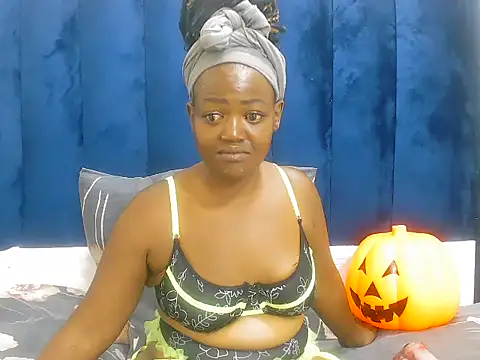 DarkBeauty33's cam snapshot