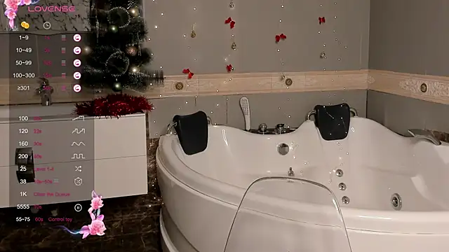 JoycePoss live sex cam