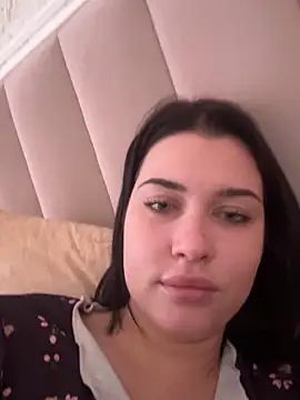 KikiWatson live sex cam