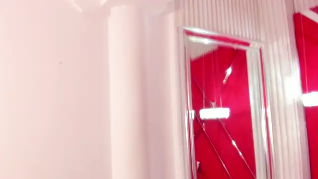 SusanCouper's cam snapshot