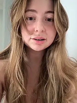 curvyflawless's cam snapshot