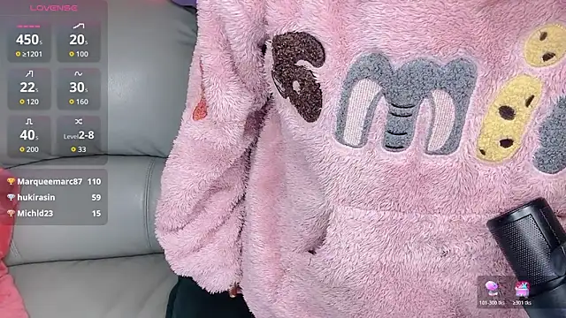 -mioo-'s cam snapshot