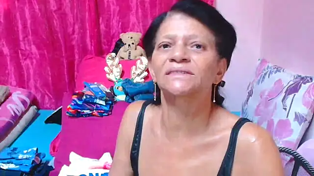 SLUTTYROXY's cam snapshot