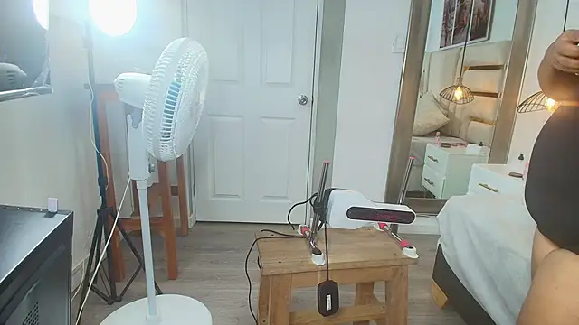 Chanel_hottest's cam snapshot