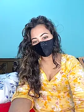 Bristy- live sex cam