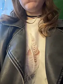 CrazyTori's cam snapshot