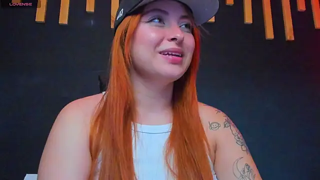 izyzys_baker's cam snapshot