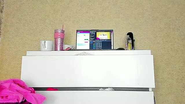 Tykita's cam snapshot