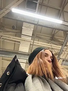 DollyTall live sex cam