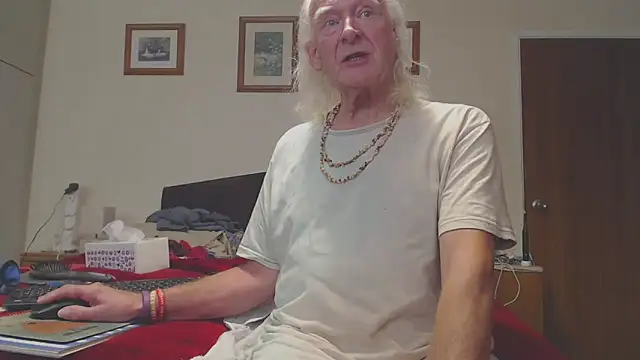 WaverlyKernow live sex cam