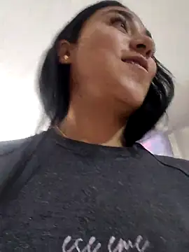 AmberGold-'s cam snapshot