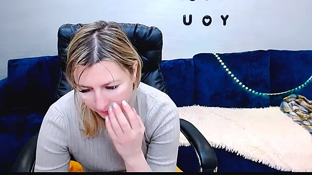 Incredible_Ariela's cam snapshot