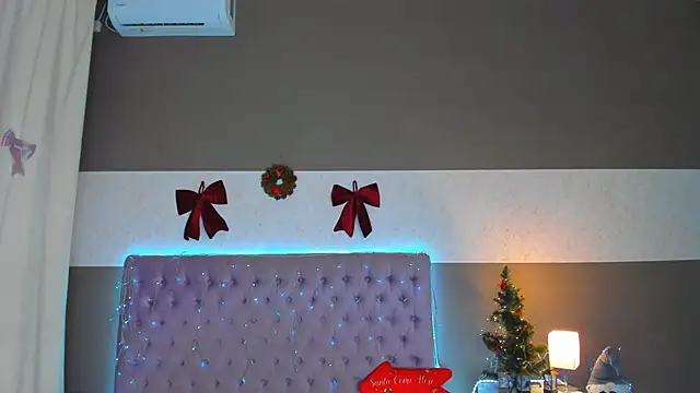 NikkiBustt's cam snapshot