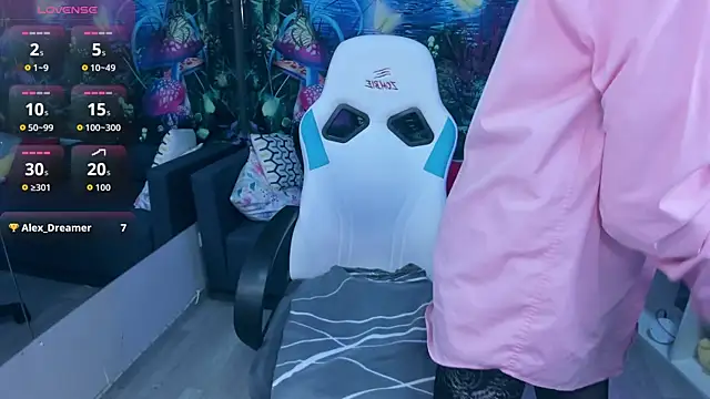 LindaRomero's cam snapshot