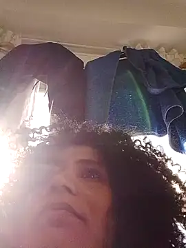 Brunnet_Doll's cam snapshot