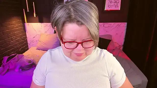 Shannonshine's cam snapshot