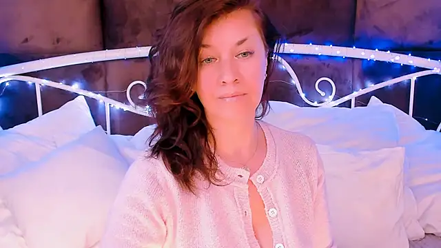 AnaMills's cam snapshot