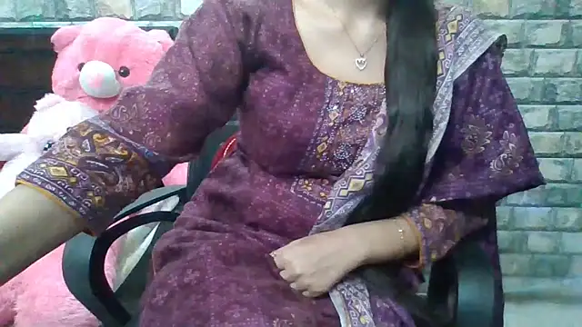 Sexy_iknoor's cam snapshot