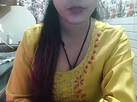 LovingPihu's cam snapshot