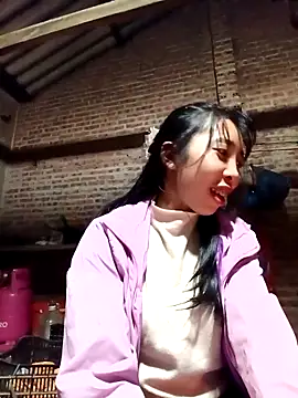 emaame68's cam snapshot