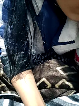 Koziekylie's cam snapshot