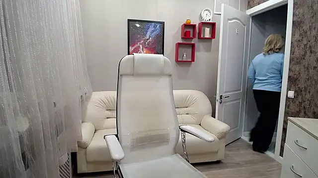 Milla_Cutie18's cam snapshot