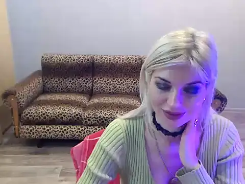 SexyBeatriice's cam snapshot