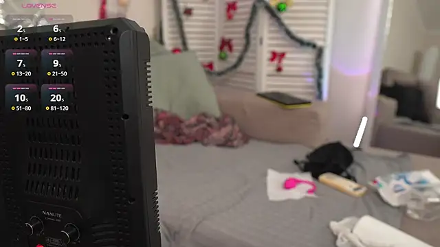 Amber_Foks's cam snapshot