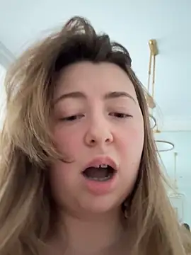 curvyflawless's cam snapshot