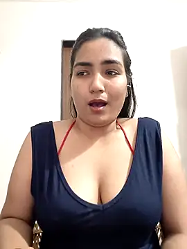 Its_Gayatri's cam snapshot