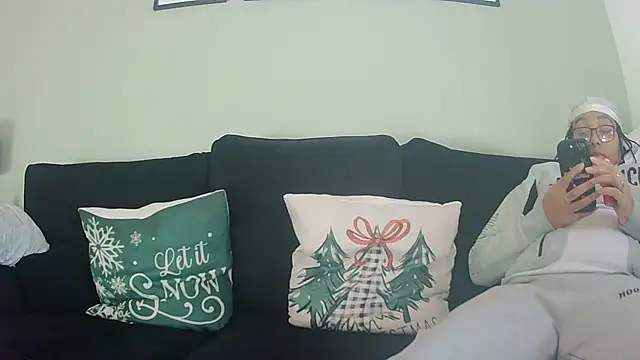 vanilla_chocolate23's cam snapshot