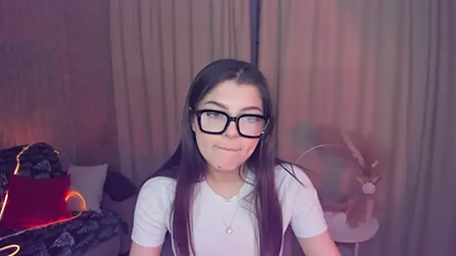 StellaBest's cam snapshot