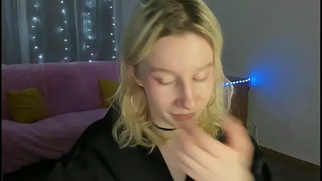 EnigmaSee's cam snapshot