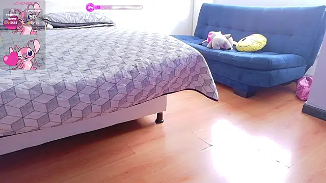 _lucysmith's cam snapshot