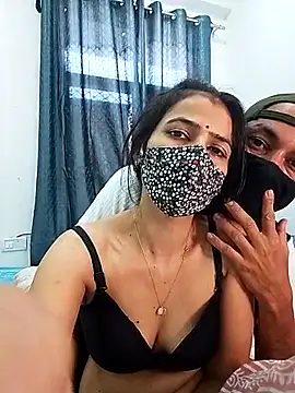 Somya_Rishi's cam snapshot