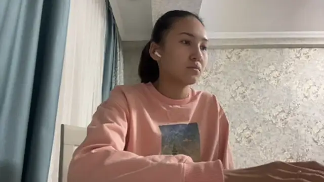 AyaWink's cam snapshot