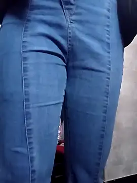 Aachal_7's cam snapshot